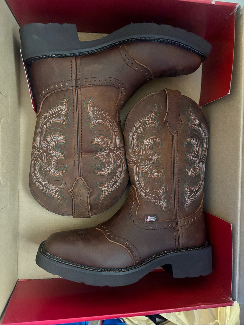 Justin Boots Brown Leather Women's Heeled Cowboy Boots